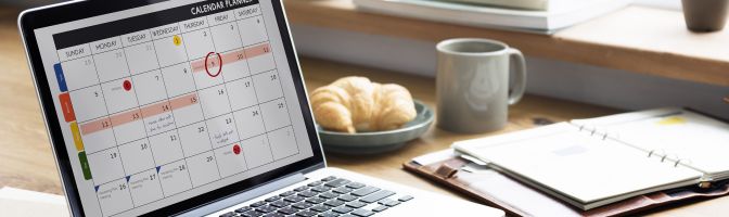 laptop screen with calendar