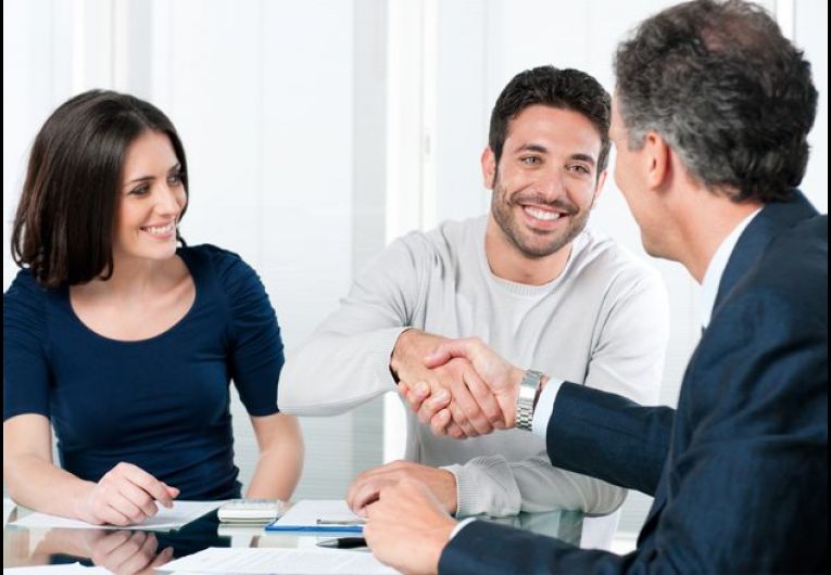 4 Questions to Ask Before Hiring a Financial Advisor