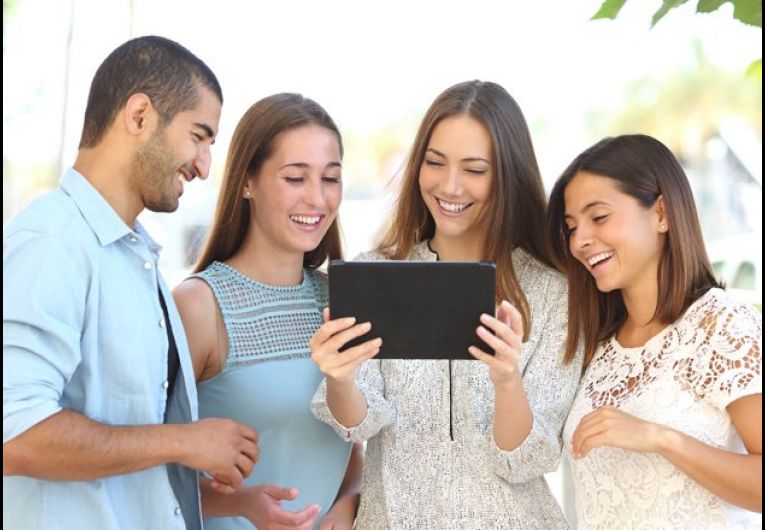 The Small Business Owner’s Guide to Managing Your Online Reputation