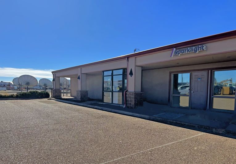 Picture of local Sparklight Internet provider office in Show Low, Arizona