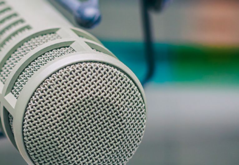 The Pros and Cons of Radio Advertising